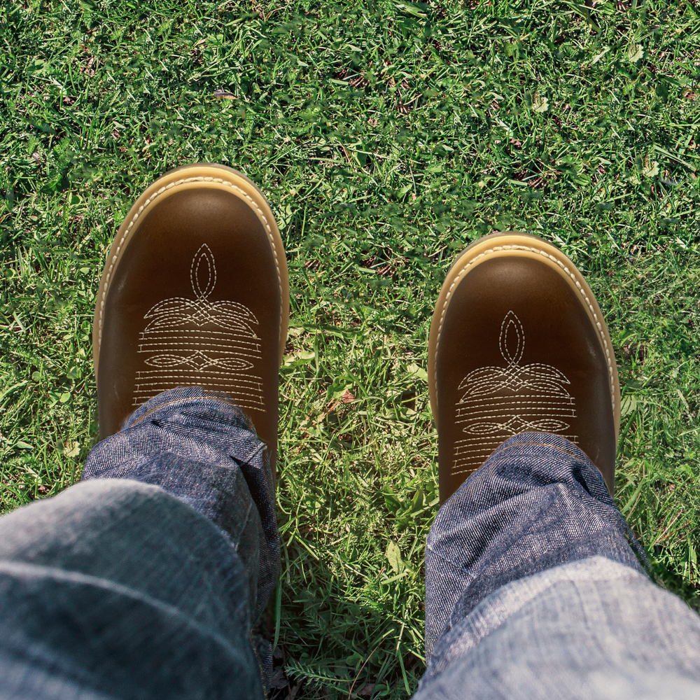 
                      
                        Bota rodeo de trabajo Estilo 6010 Color Cobre Suela Doble densidad Diamond Bull
                      
                    